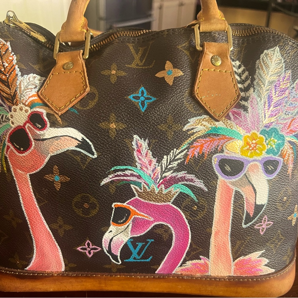 LV painted